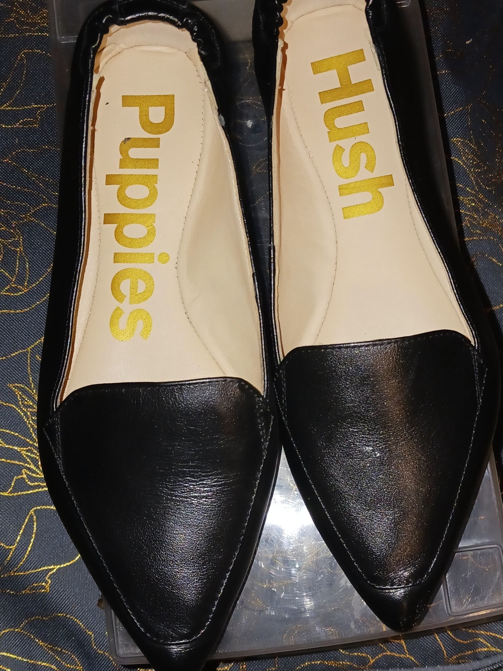 Hush Puppies Women's Black Pointed-Toe Slip-On Flats
